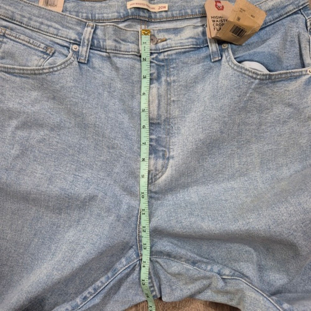 Levis high rise‎ chopped flare jeans - Picture 7 of 9